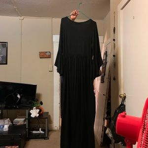 FOXBLOOD Blair Bell Sleeve Maxi Dress